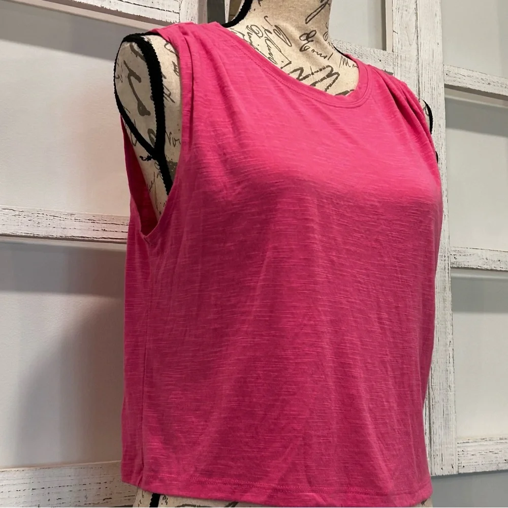 JoyLab Cropped Pink Muscle Shirt Pin-tucked Shoulders Loose Fit Casual Size XS - Picture 2 of 9